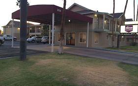 Value Inn & Suites